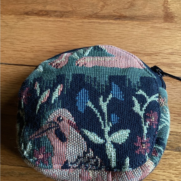 Robert Allen: Woodland Animals Tapestry Purse Bundle - Picture 9 of 16